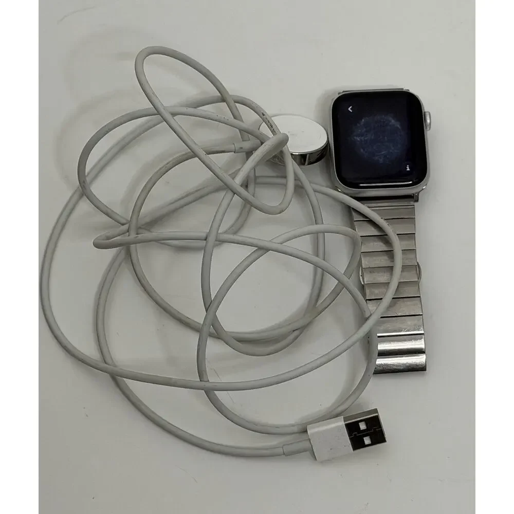 (Locked)Apple Watch series 6 Sliver stainless steel 44mm GPS+Cellular FOR PARTS